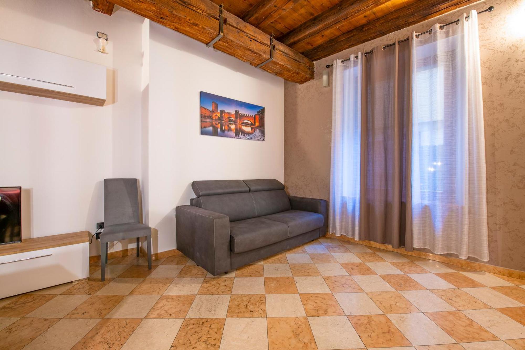 Palace Home Mazzini Verona Center 1 Exterior photo
